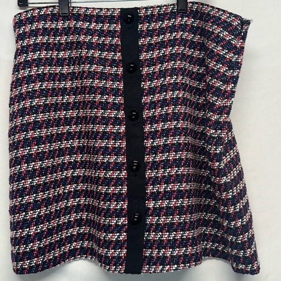 LOFT Size 14P Petite Plaid‎ Tweed Faux Button-Front Skirt
Red White Blue & Black - Picture 3 of 13